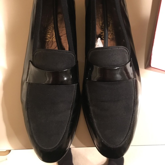 Men’s Salvatore Ferragamo Black Leather Loafers - Picture 2 of 6